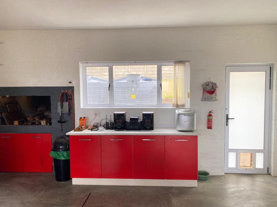 4 Bedroom Property for Sale in Jongensfontein Western Cape